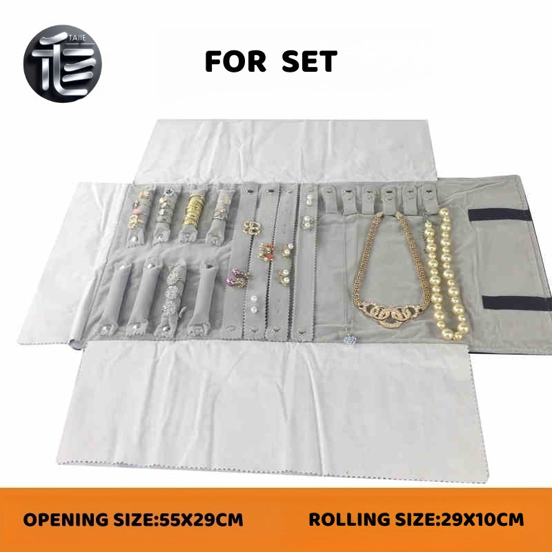 Velvet Jewelry Roll Organizer, Foldable Travel Storage Bag for Rings, Necklaces